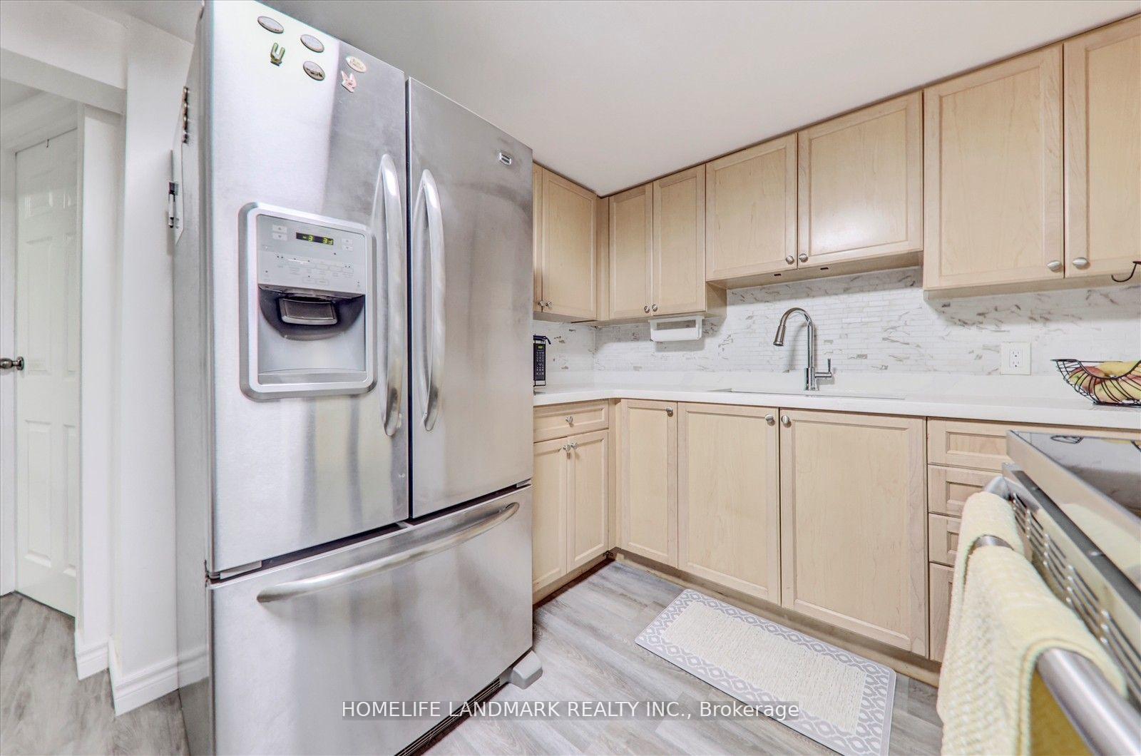 Photo 28 of 71 Sundance Crescent, Scarborough, Woburn — HOMEH
