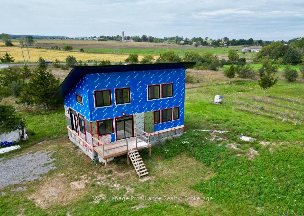 Photo 5 of 2034 County Road 5, Prince Edward County, Sophiasburg Ward — HOMEH