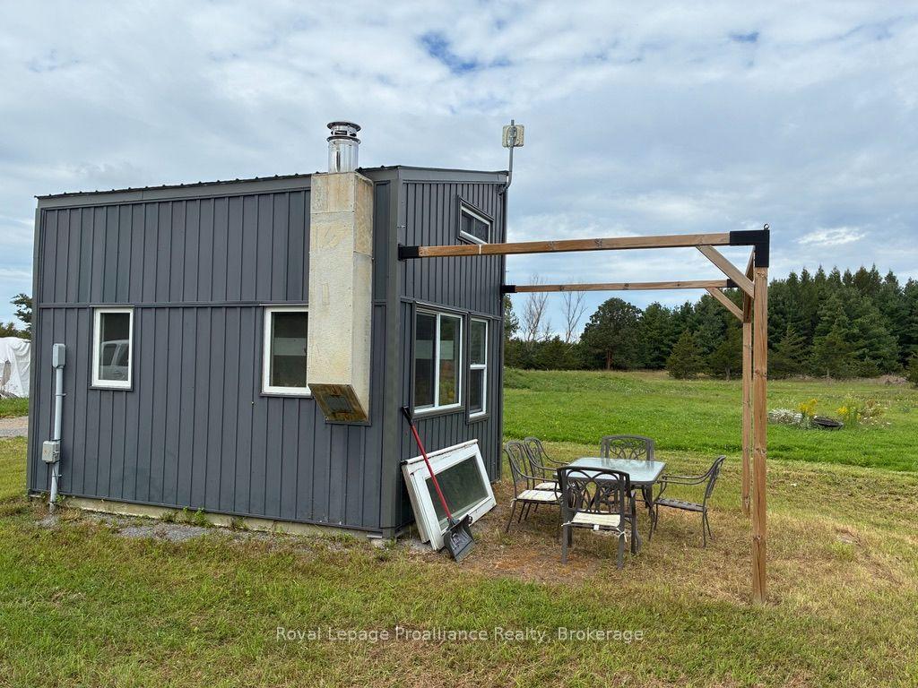 Photo 37 of 2034 County Road 5, Prince Edward County, Sophiasburg Ward — HOMEH