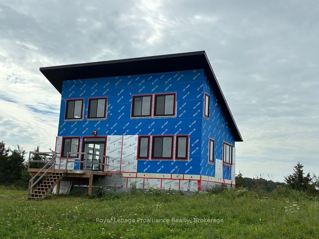 Photo 4 of 2034 County Road 5, Prince Edward County, Sophiasburg Ward — HOMEH