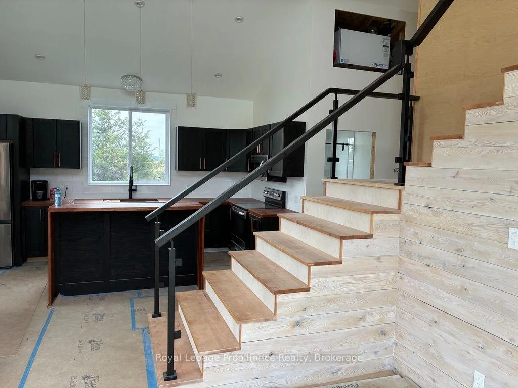 Photo 43 of 2034 County Road 5, Prince Edward County, Sophiasburg Ward — HOMEH
