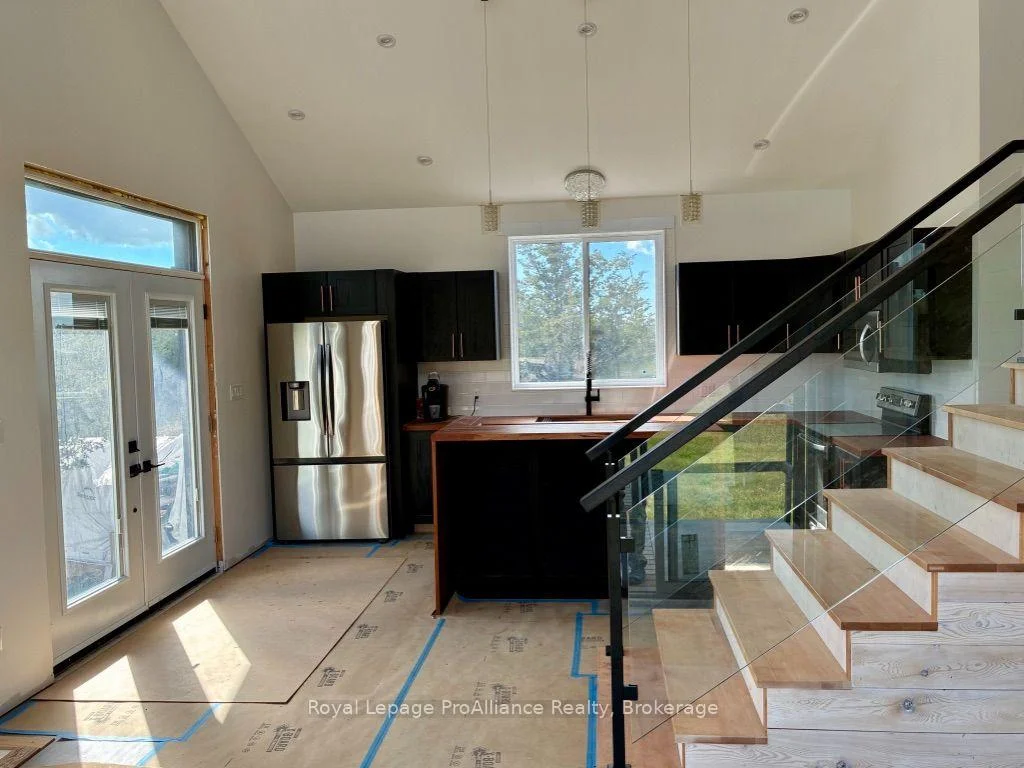 Photo 53 of 2034 County Road 5, Prince Edward County, Sophiasburg Ward — HOMEH