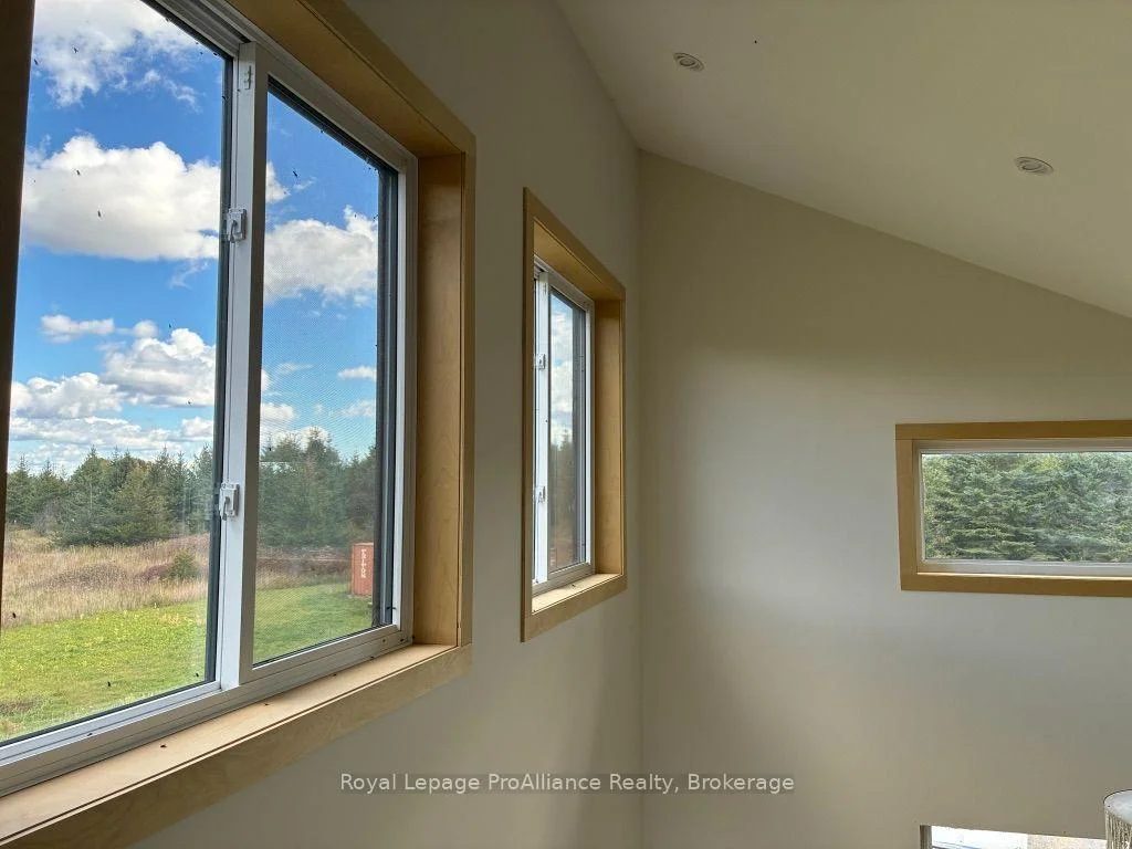 Photo 84 of 2034 County Road 5, Prince Edward County, Sophiasburg Ward — HOMEH