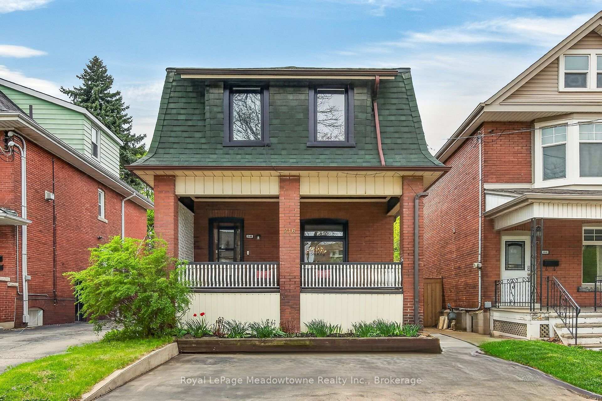 Photo 2 of 216 Maplewood Avenue, Hamilton, Blakeley — HOMEH