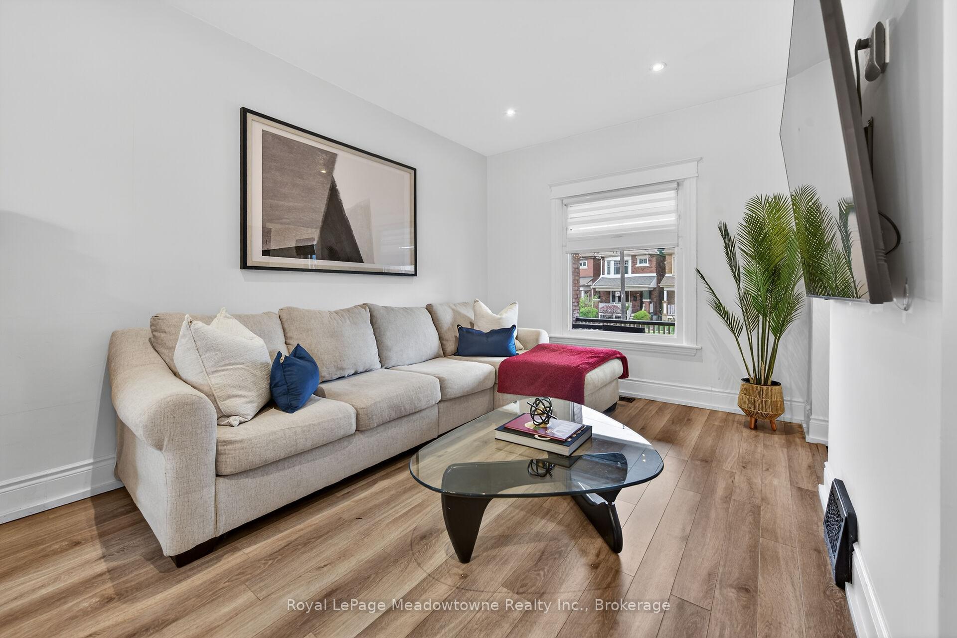 Photo 9 of 216 Maplewood Avenue, Hamilton, Blakeley — HOMEH