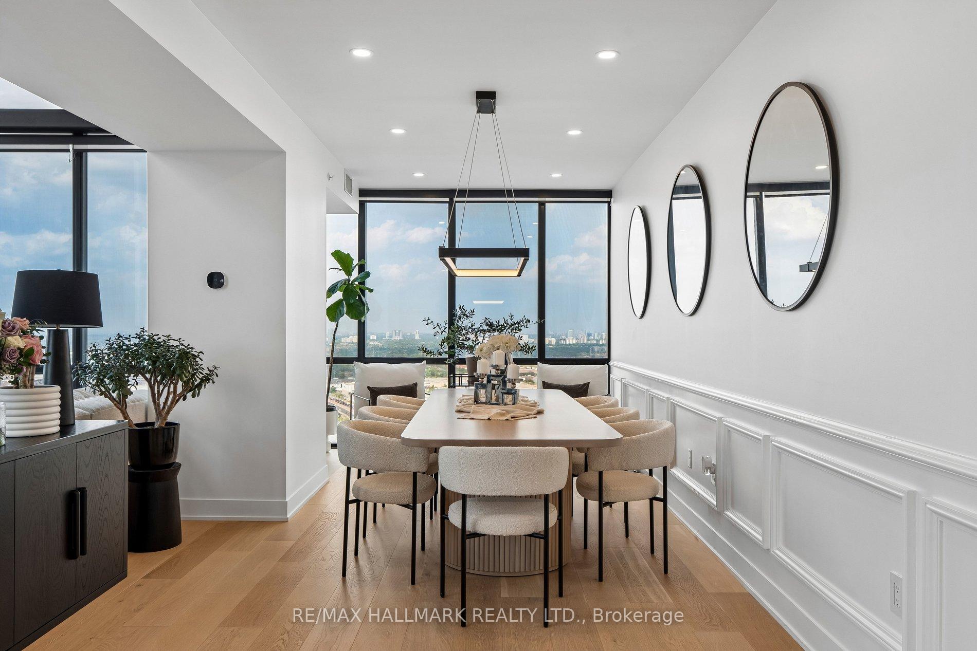 Photo 7 of Unit PH3806, 2908 Highway 7, Vaughan, Concord — HOMEH