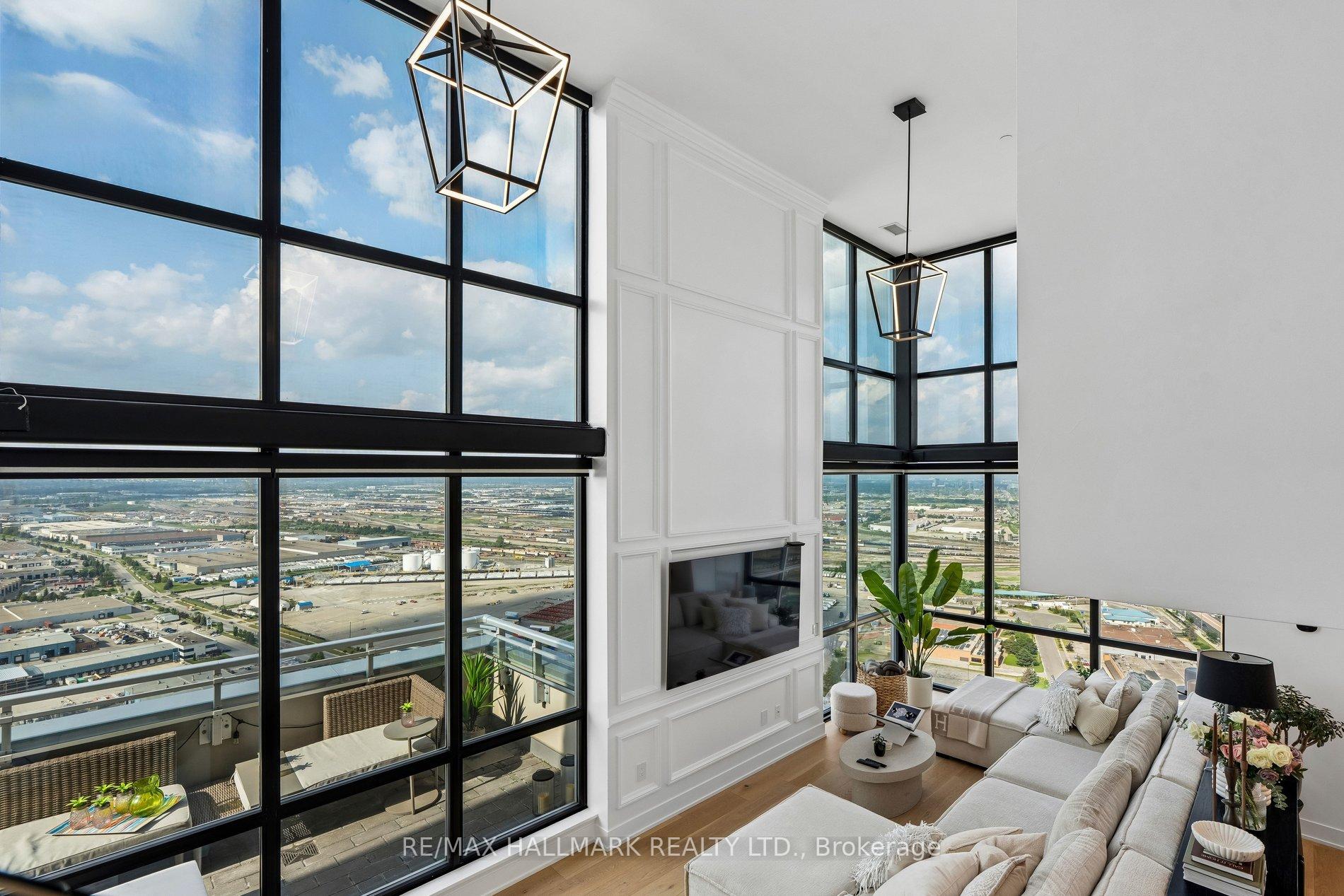 Photo 11 of Unit PH3806, 2908 Highway 7, Vaughan, Concord — HOMEH