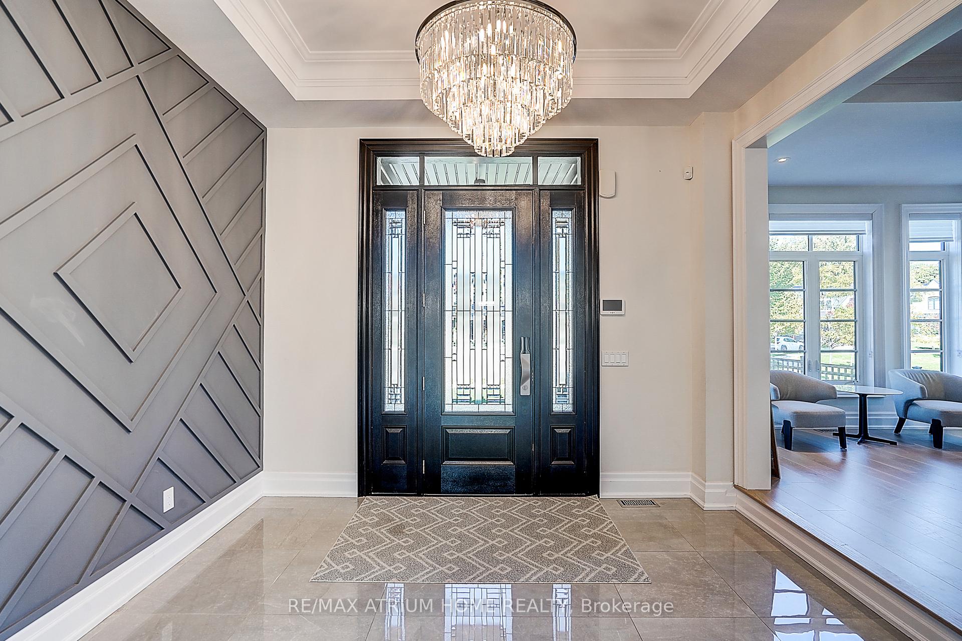 Photo 4 of 246 Nyla Court, Oakville, Bronte — HOMEH
