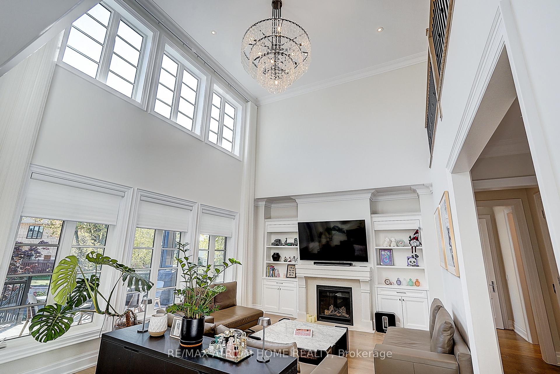 Photo 12 of 246 Nyla Court, Oakville, Bronte — HOMEH