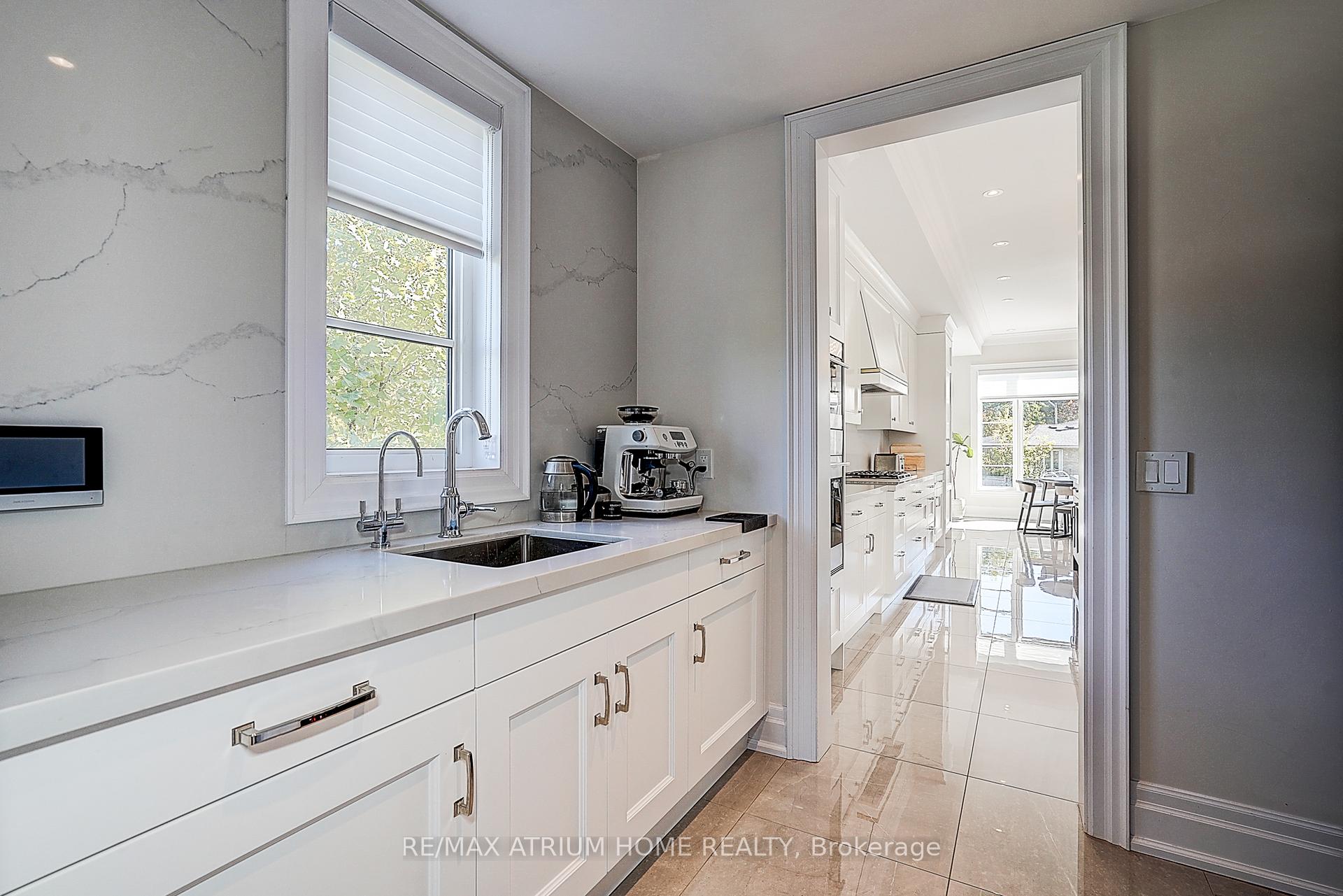 Photo 16 of 246 Nyla Court, Oakville, Bronte — HOMEH