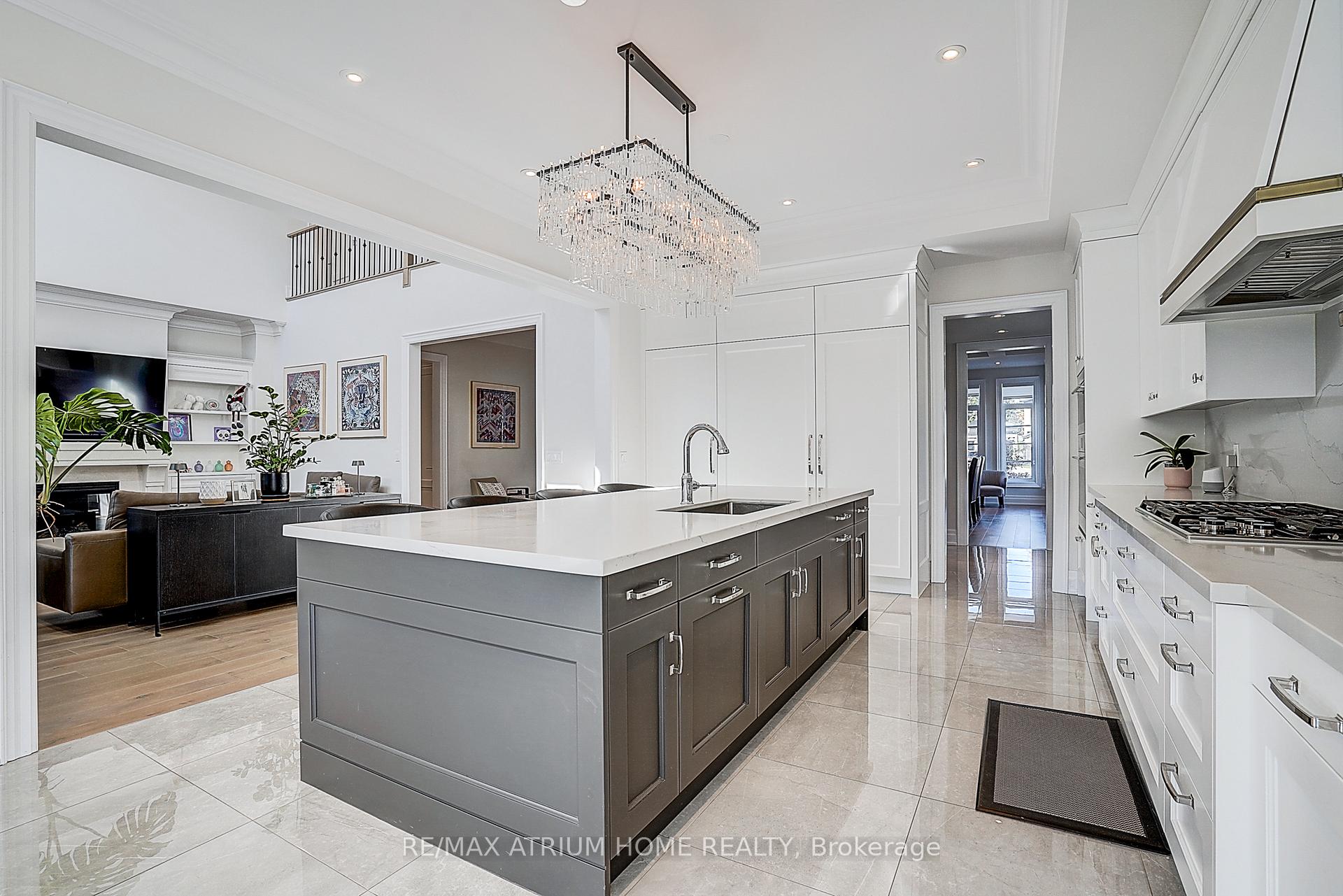 Photo 17 of 246 Nyla Court, Oakville, Bronte — HOMEH