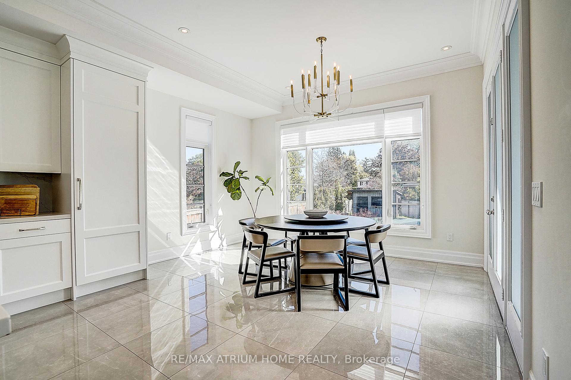 Photo 19 of 246 Nyla Court, Oakville, Bronte — HOMEH