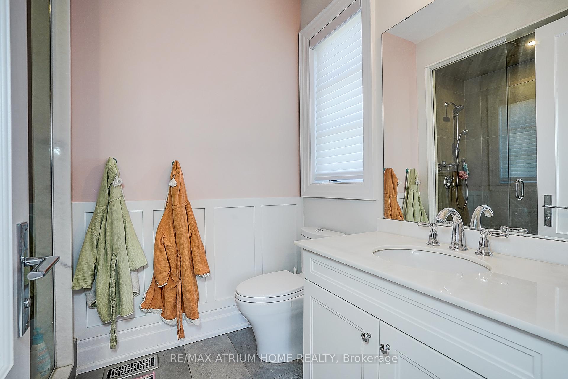 Photo 32 of 246 Nyla Court, Oakville, Bronte — HOMEH