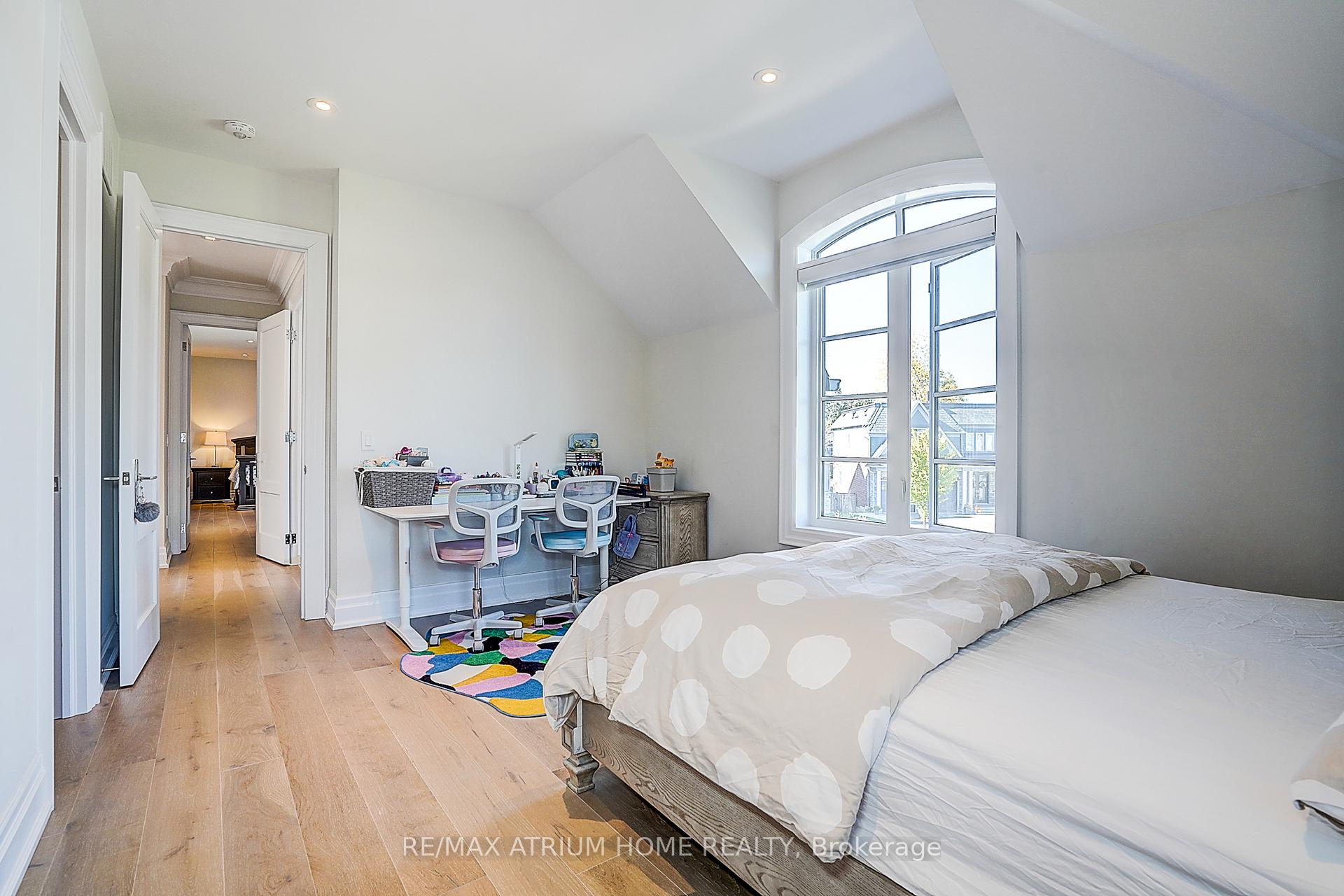 Photo 34 of 246 Nyla Court, Oakville, Bronte — HOMEH