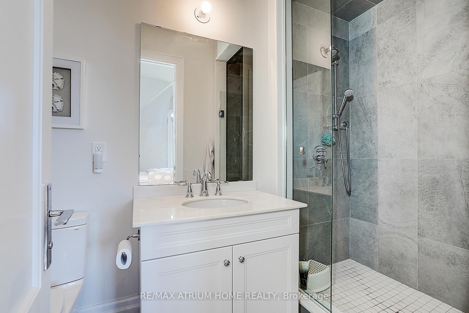 Photo 35 of 246 Nyla Court, Oakville, Bronte — HOMEH