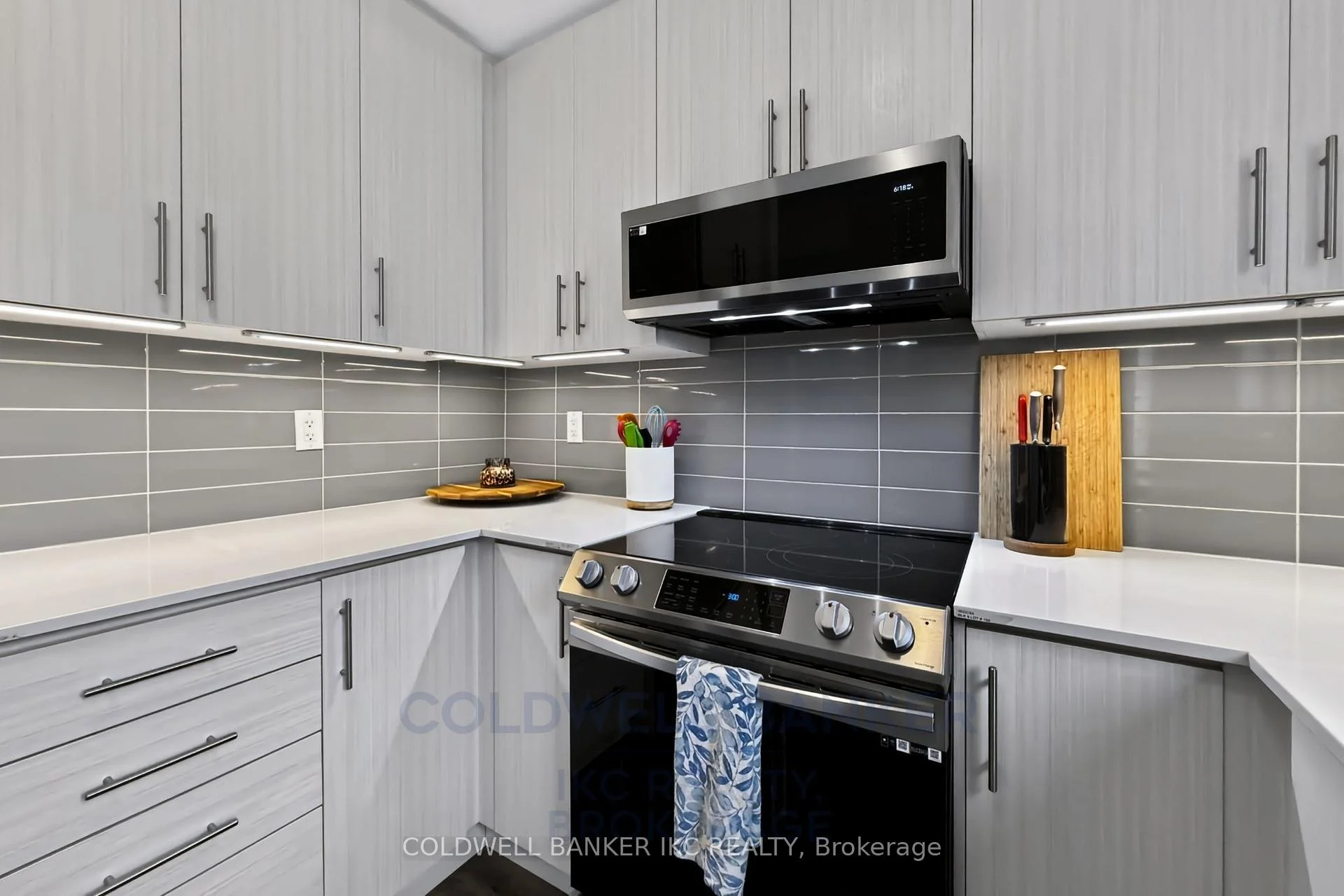 Photo 30 of Unit 150, 225 Birmingham Street, Etobicoke, New Toronto — HOMEH