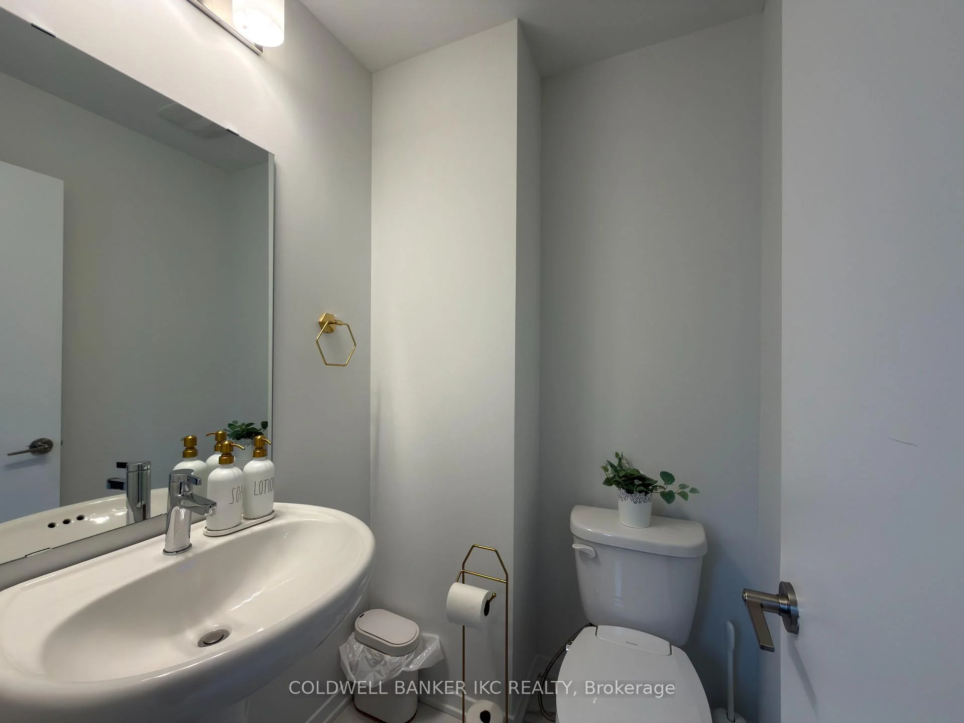 Photo 37 of Unit 150, 225 Birmingham Street, Etobicoke, New Toronto — HOMEH