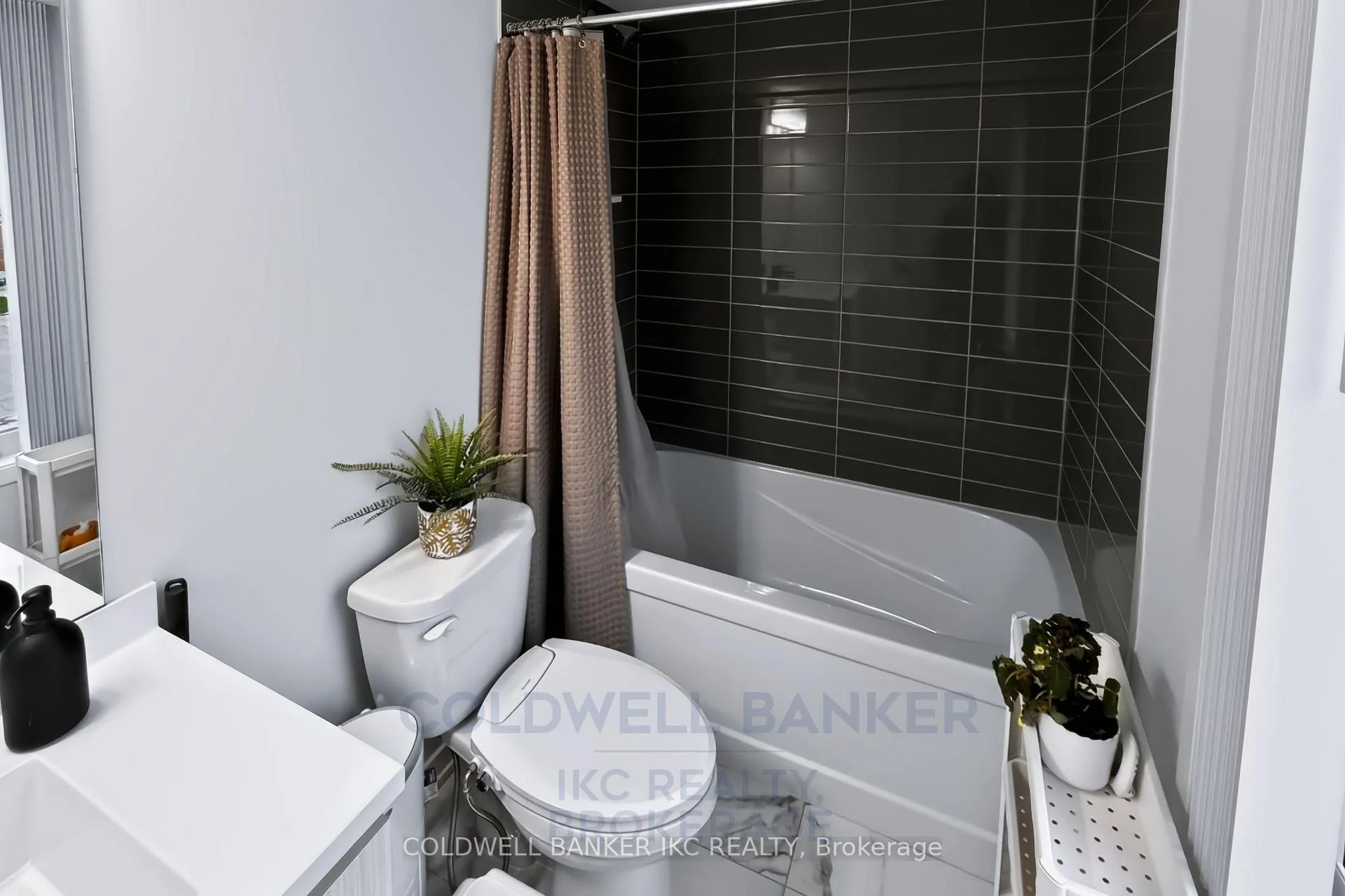 Photo 85 of Unit 150, 225 Birmingham Street, Etobicoke, New Toronto — HOMEH