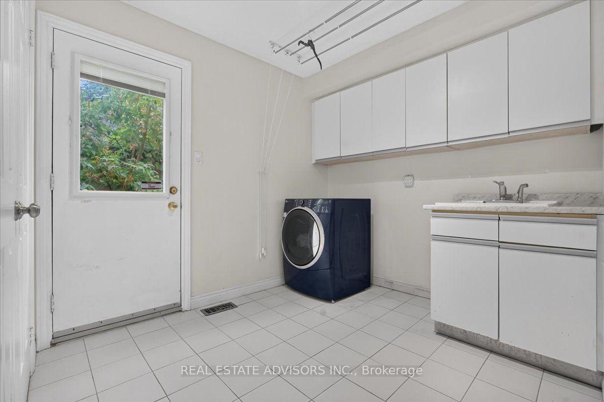 Photo 18 of 1 Bronte Road, Markham, Thornlea — HOMEH