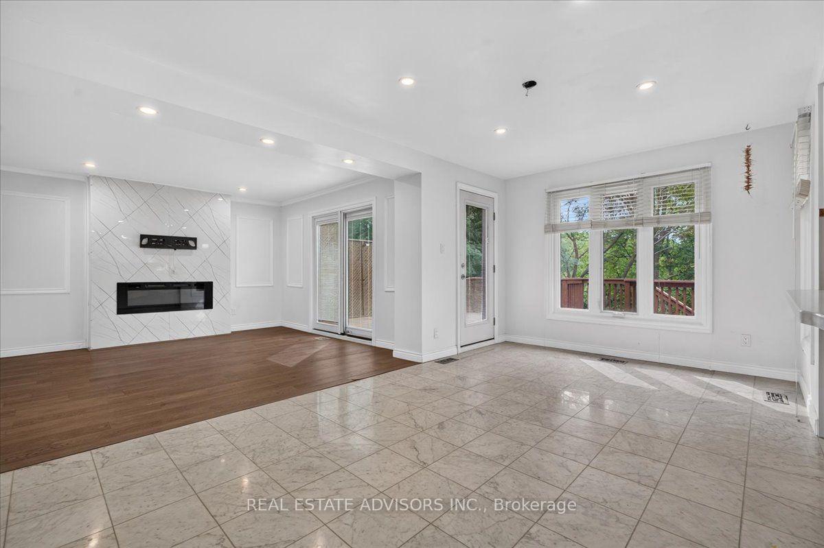 Photo 25 of 1 Bronte Road, Markham, Thornlea — HOMEH