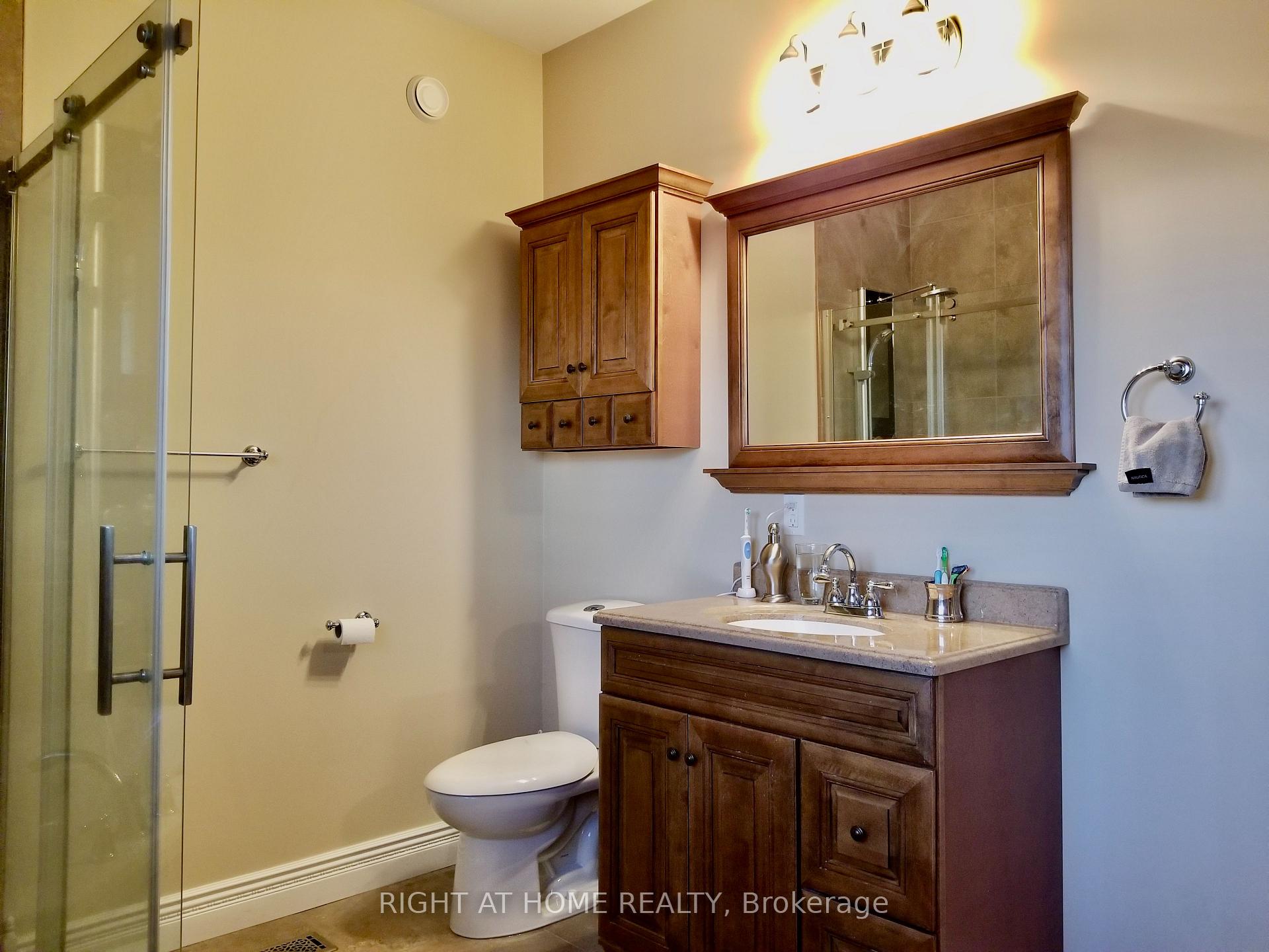 Photo 12 of 376 Sandford Road, Uxbridge, Rural Uxbridge — HOMEH