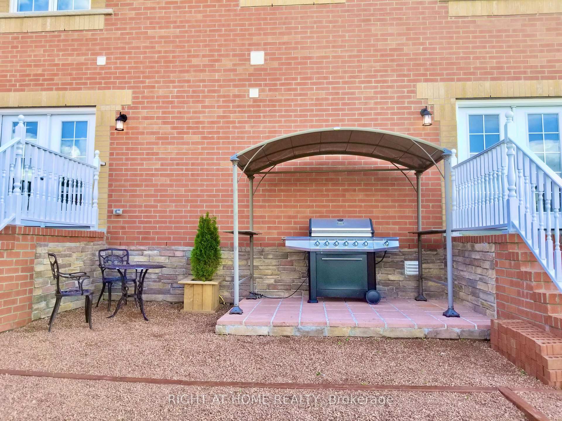 Photo 28 of 376 Sandford Road, Uxbridge, Rural Uxbridge — HOMEH