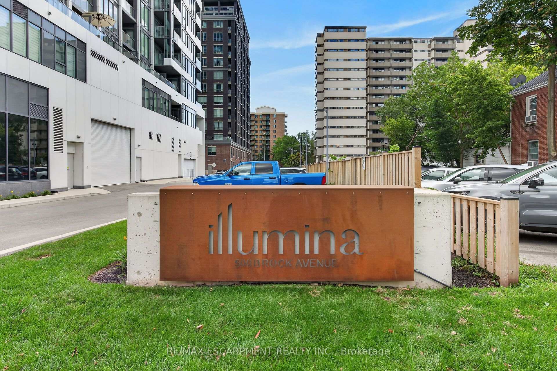Photo 5 of Unit 2105, 500 Brock Avenue, Burlington, Brant — HOMEH