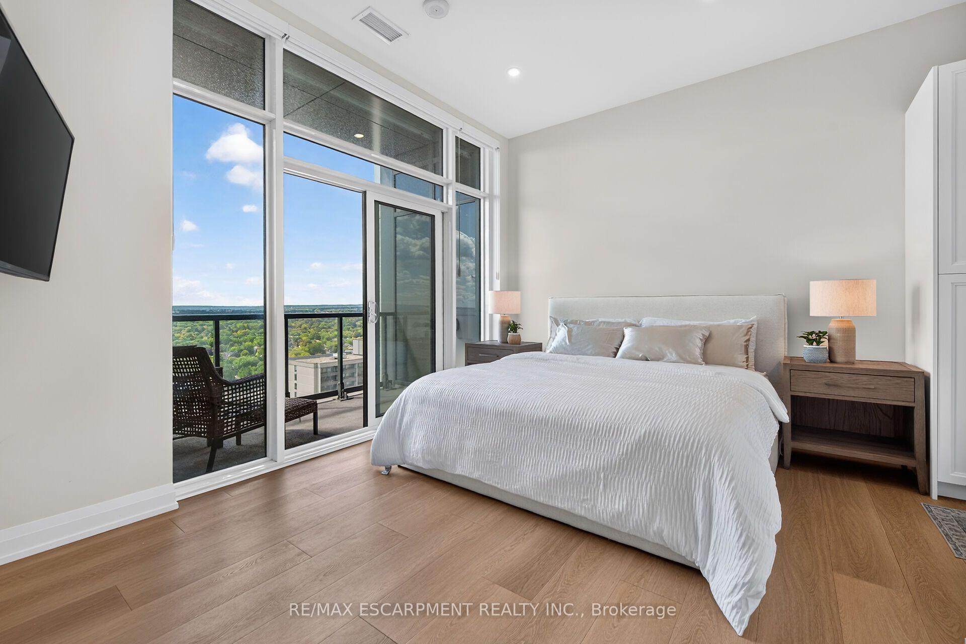 Photo 31 of Unit 2105, 500 Brock Avenue, Burlington, Brant — HOMEH
