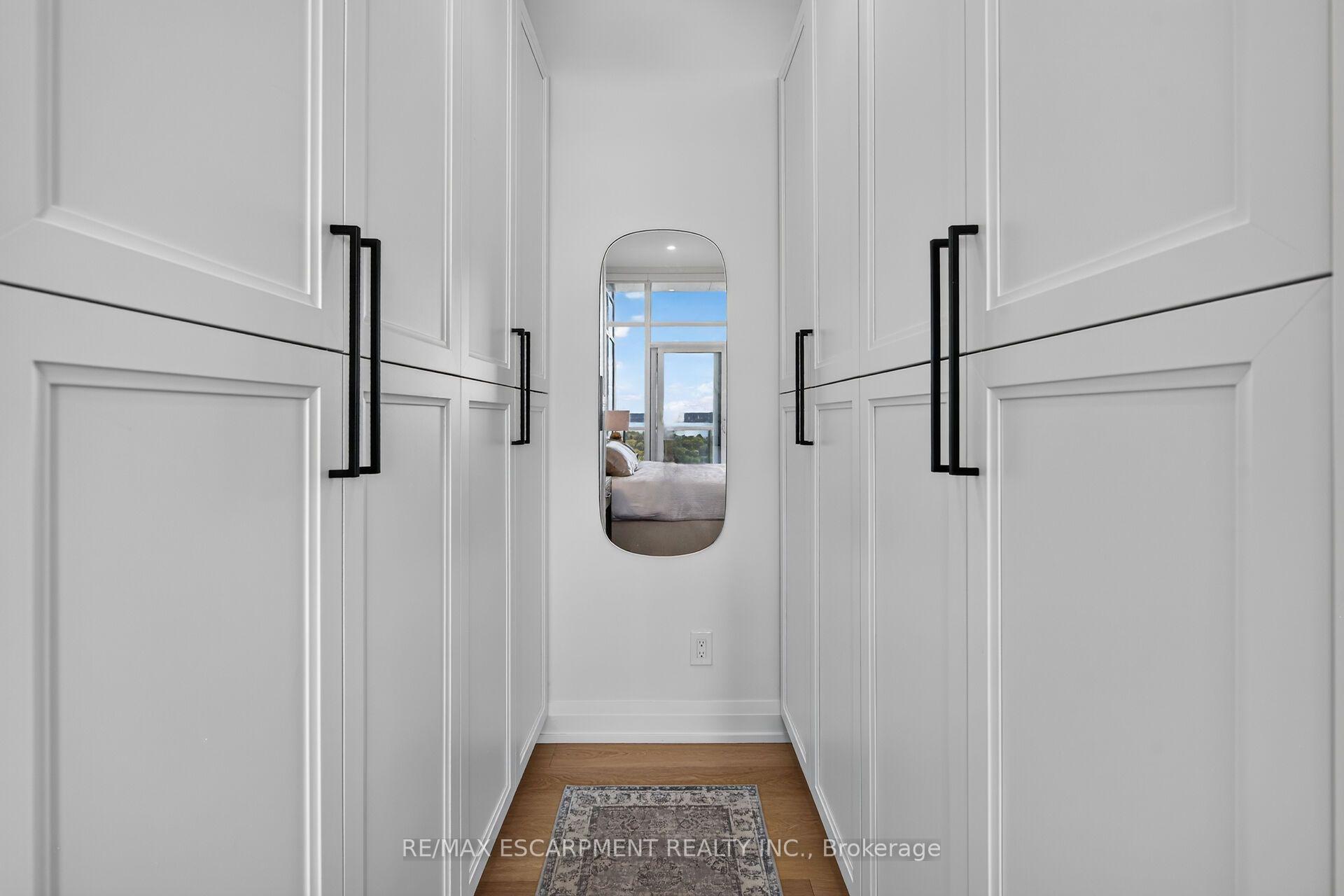 Photo 34 of Unit 2105, 500 Brock Avenue, Burlington, Brant — HOMEH
