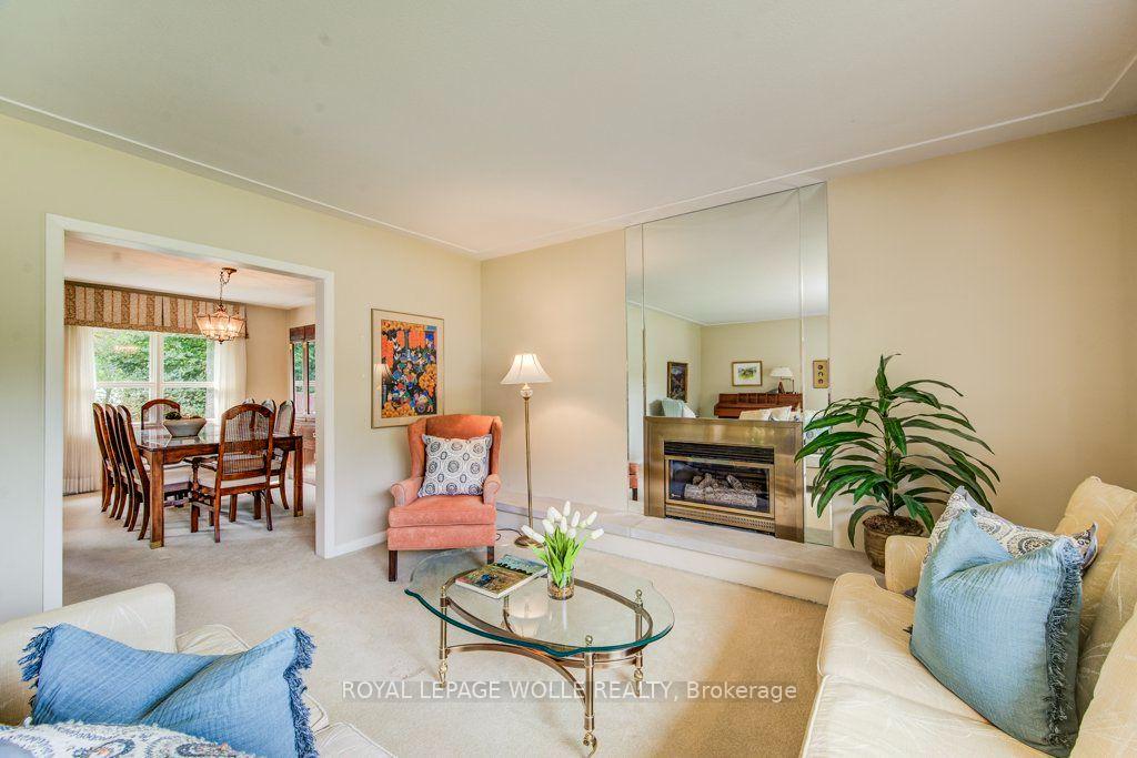 Photo 13 of 97 Somerset Crescent, Waterloo, Westmount - Waterloo — HOMEH