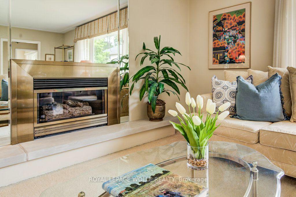 Photo 14 of 97 Somerset Crescent, Waterloo, Westmount - Waterloo — HOMEH