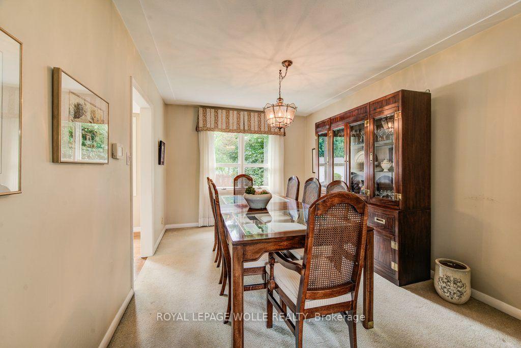Photo 15 of 97 Somerset Crescent, Waterloo, Westmount - Waterloo — HOMEH