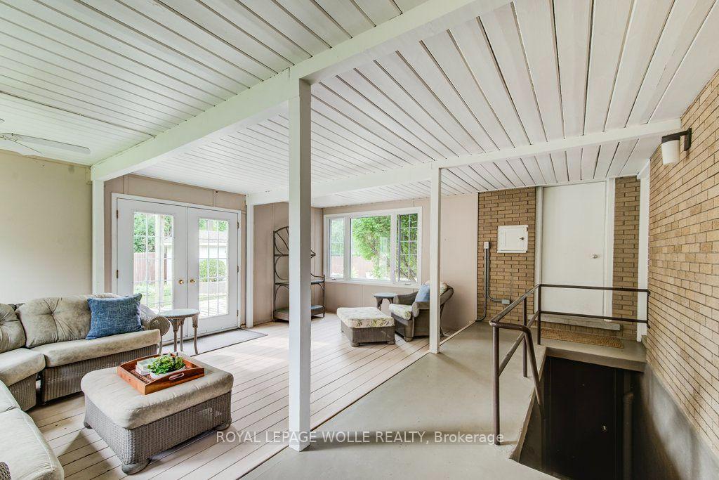 Photo 24 of 97 Somerset Crescent, Waterloo, Westmount - Waterloo — HOMEH