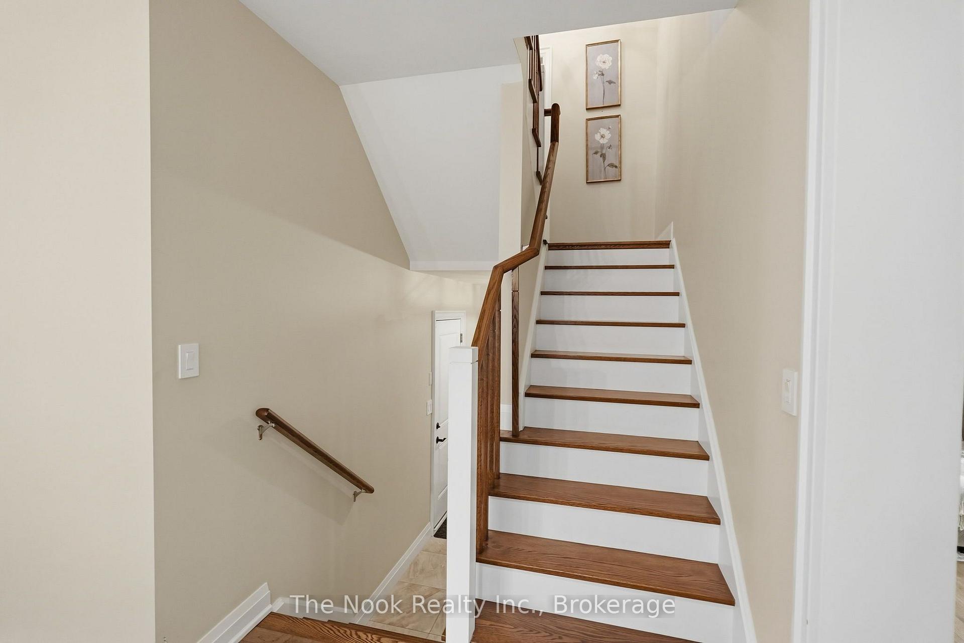 Photo 17 of 34 Mahaffy Place, Clarington, Courtice — HOMEH