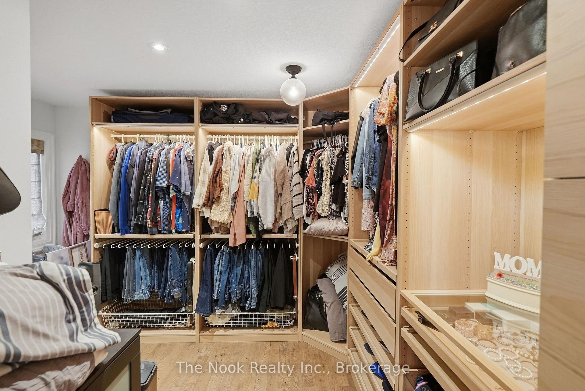 Photo 24 of 34 Mahaffy Place, Clarington, Courtice — HOMEH
