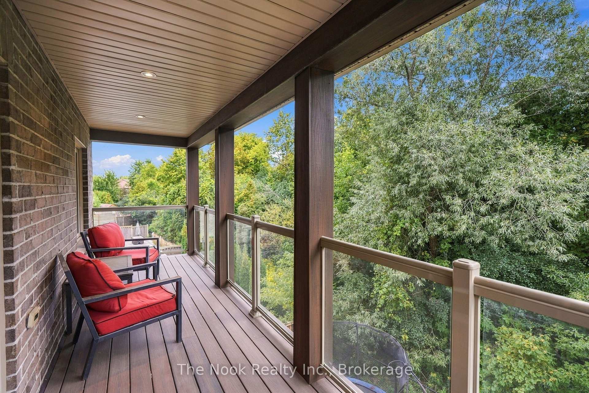 Photo 26 of 34 Mahaffy Place, Clarington, Courtice — HOMEH