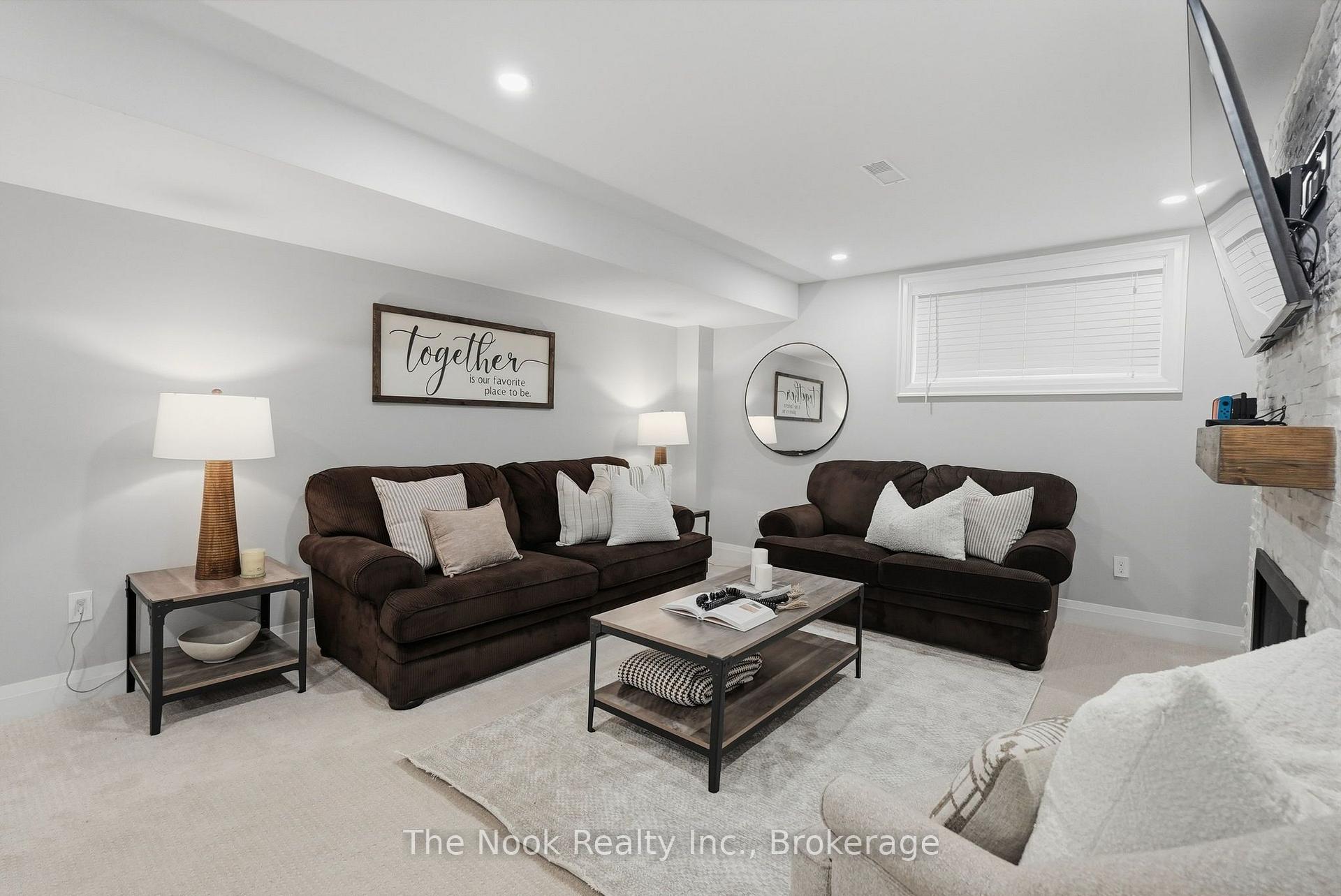 Photo 35 of 34 Mahaffy Place, Clarington, Courtice — HOMEH
