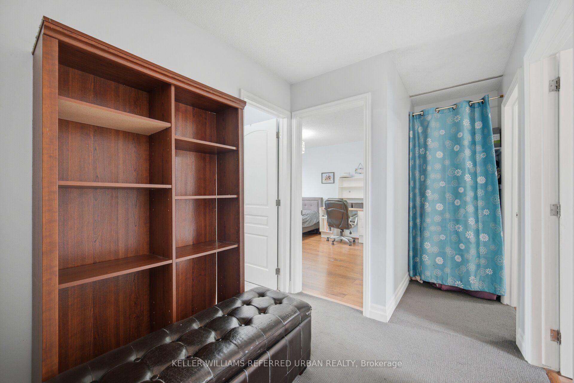 Photo 15 of 82 Eastman Crescent, Newmarket, Huron Heights-Leslie Valley — HOMEH