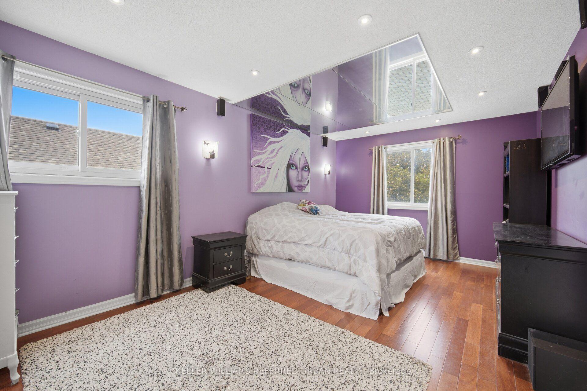 Photo 16 of 82 Eastman Crescent, Newmarket, Huron Heights-Leslie Valley — HOMEH