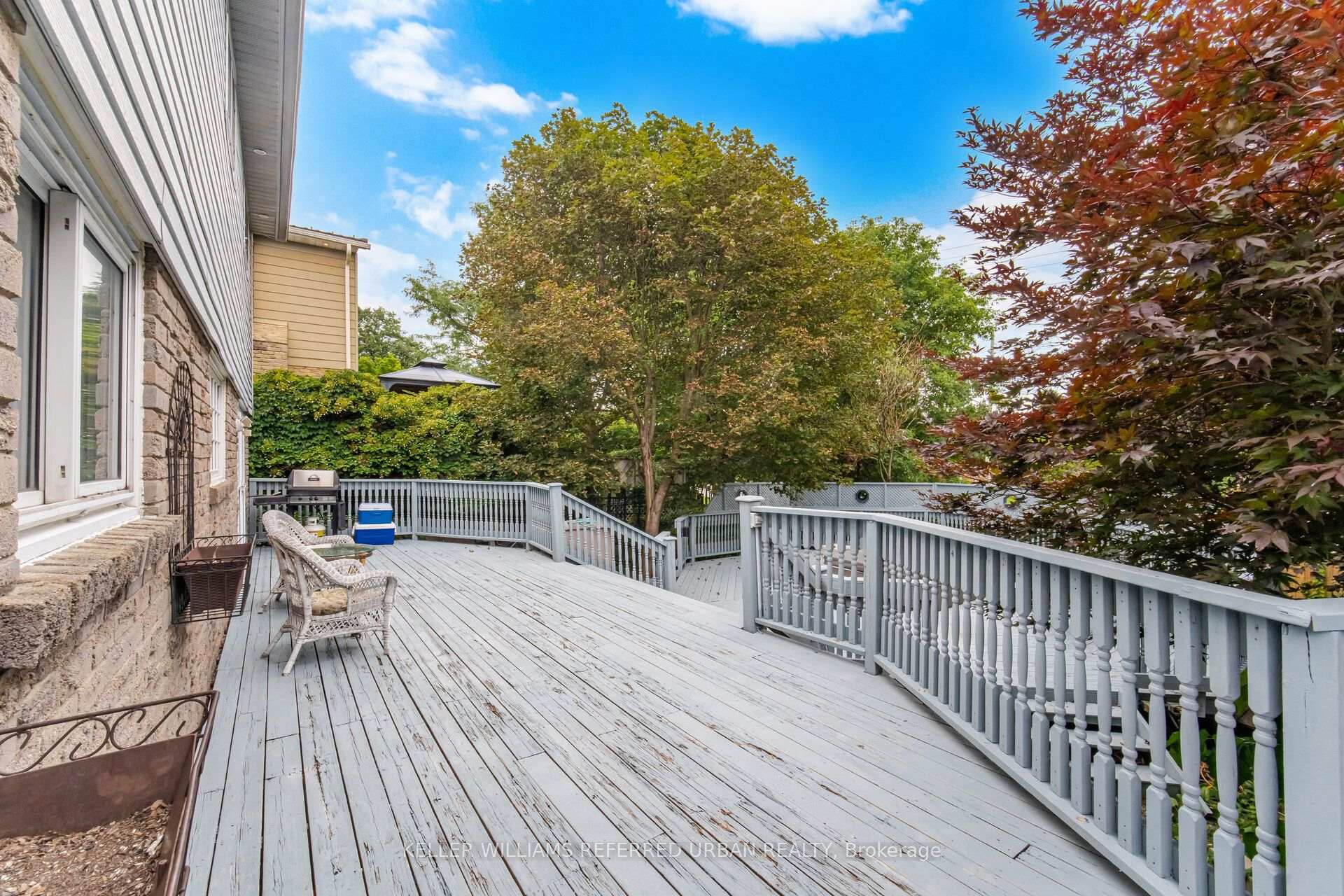 Photo 33 of 82 Eastman Crescent, Newmarket, Huron Heights-Leslie Valley — HOMEH