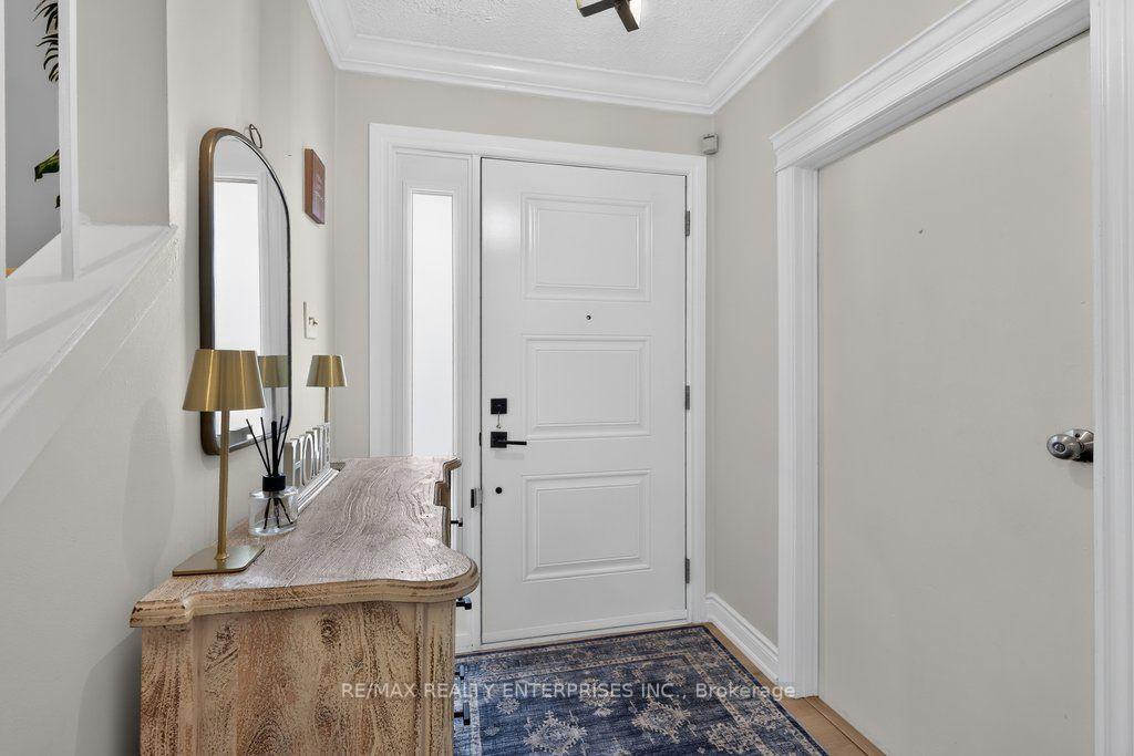 Photo 6 of 22 Monterey Avenue, Brampton, Heart Lake West — HOMEH