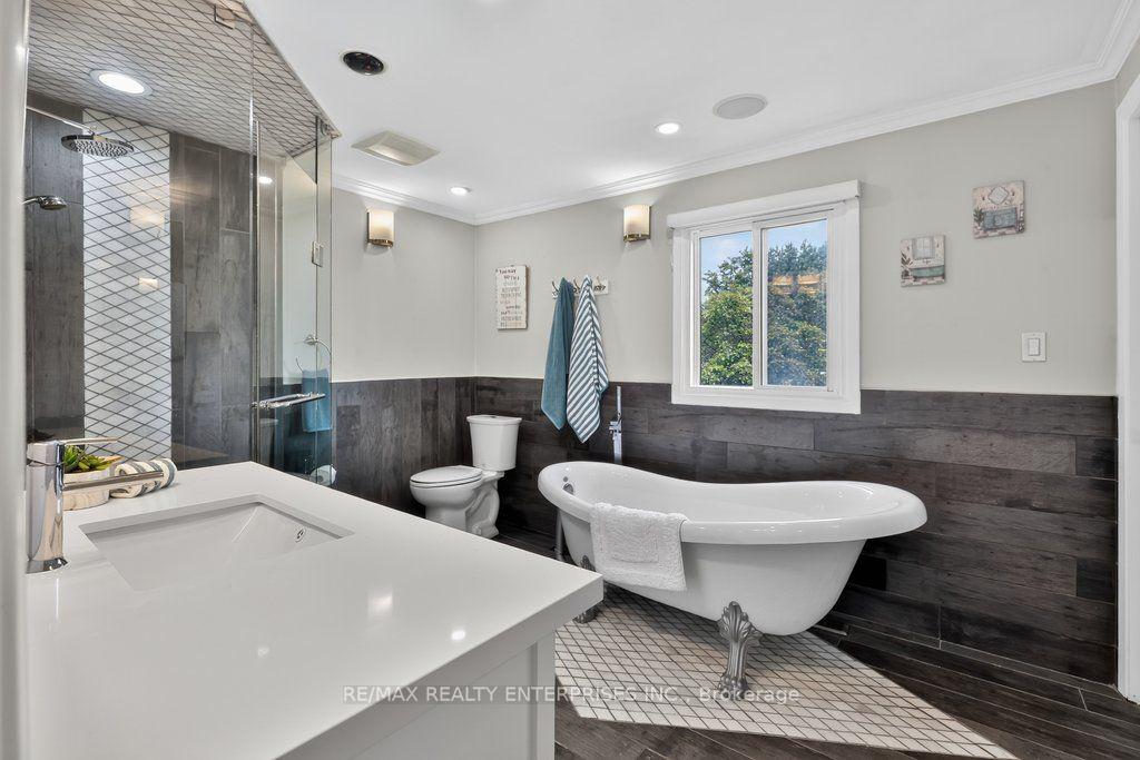 Photo 19 of 22 Monterey Avenue, Brampton, Heart Lake West — HOMEH