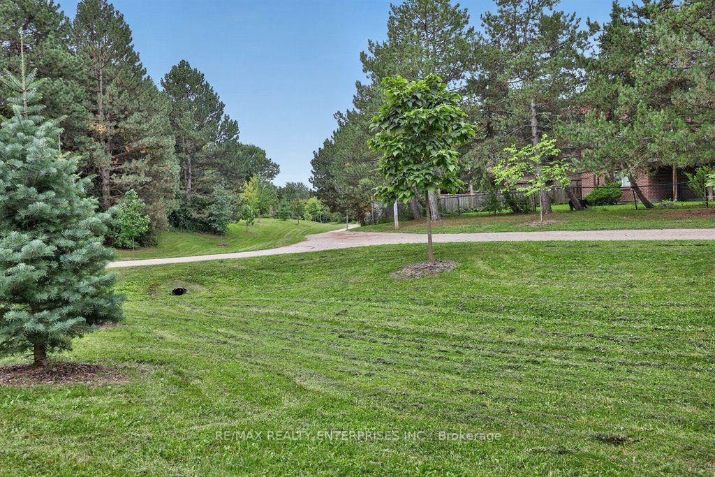 Photo 44 of 22 Monterey Avenue, Brampton, Heart Lake West — HOMEH