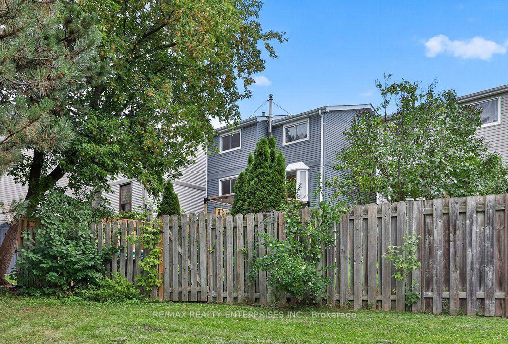 Photo 45 of 22 Monterey Avenue, Brampton, Heart Lake West — HOMEH