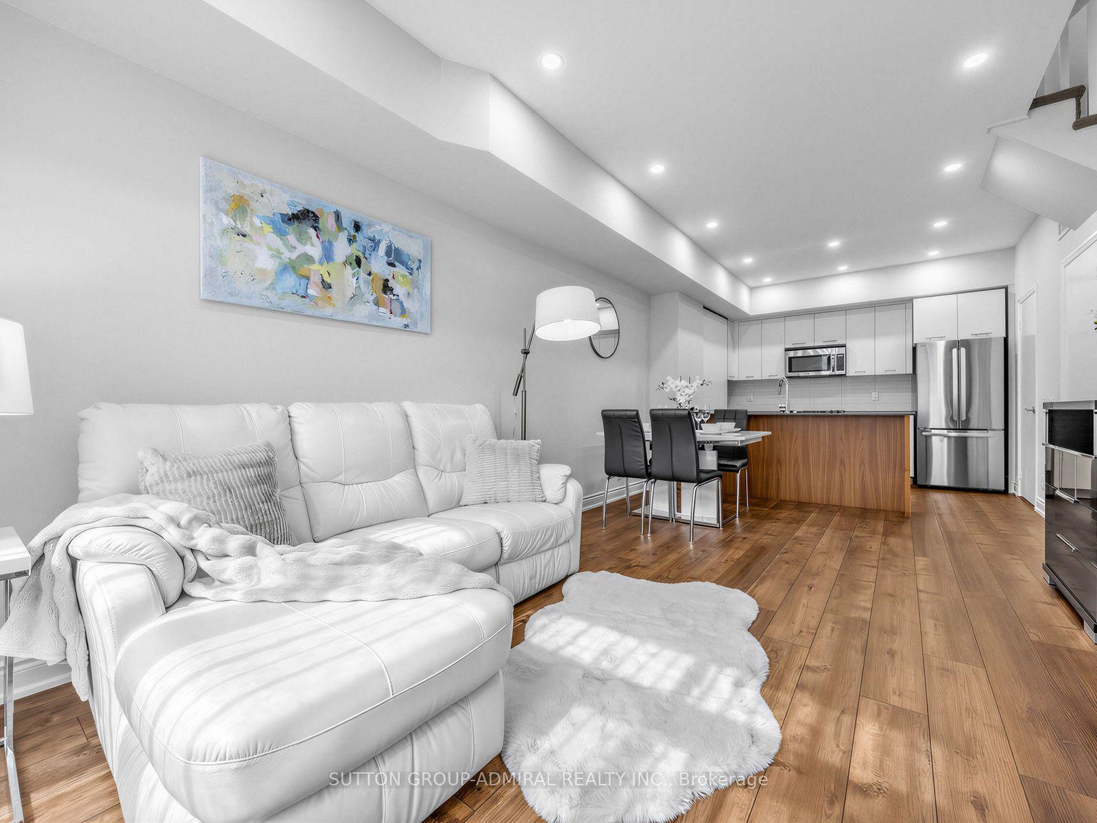 Photo 7 of Unit 53, 27 Valhalla Inn Road, Etobicoke, Islington-City Centre West — HOMEH