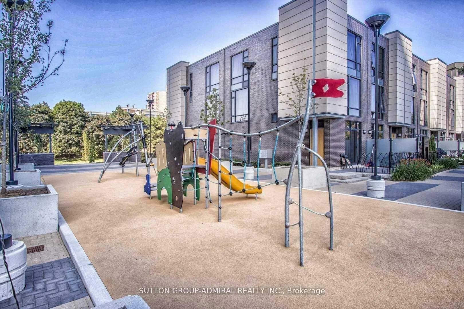 Photo 33 of Unit 53, 27 Valhalla Inn Road, Etobicoke, Islington-City Centre West — HOMEH