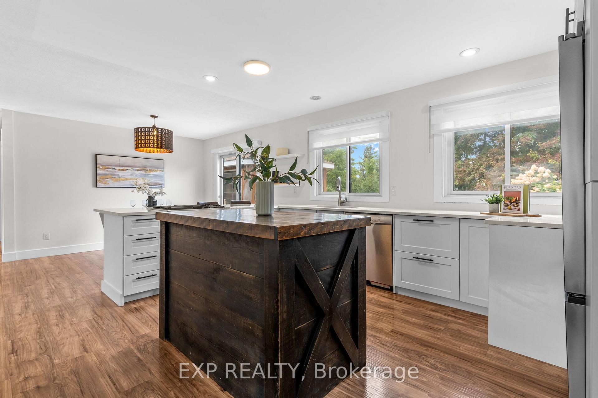 Photo 10 of 3276 Warner Way, Ottawa, Osgoode — HOMEH