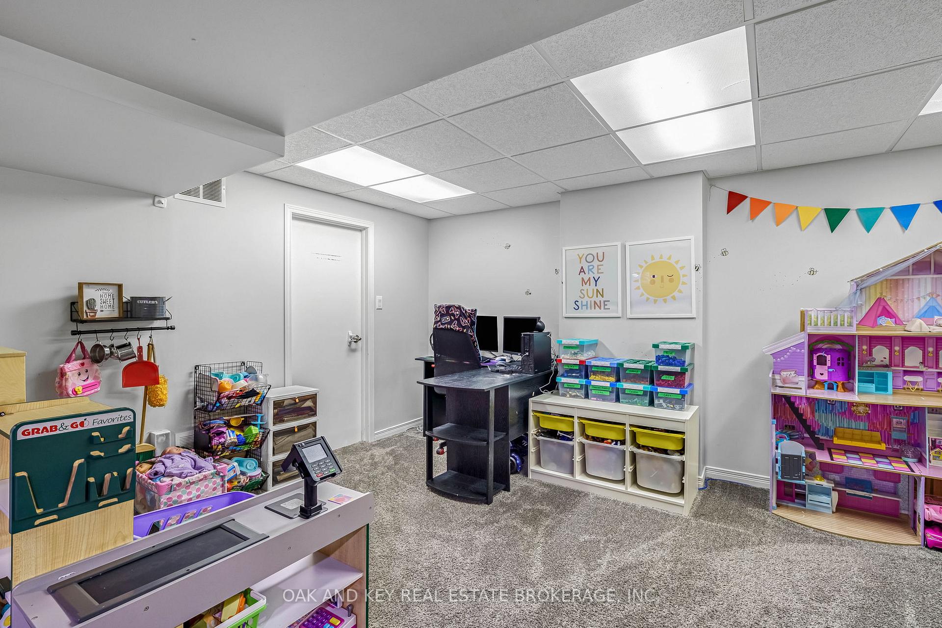 Photo 20 of 26 Sinclair Avenue, St. Thomas — HOMEH