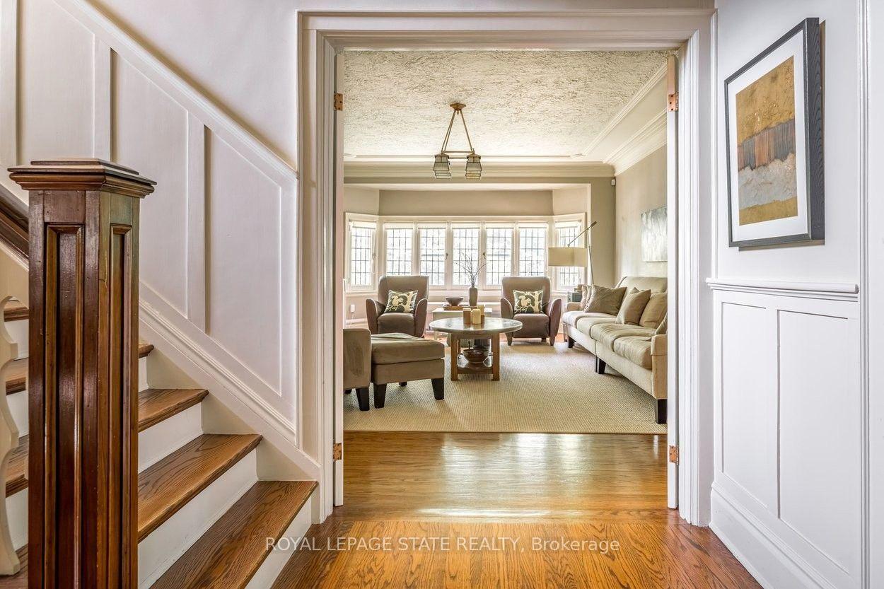 Photo 5 of 2 Oak Knoll Drive, Hamilton, Westdale — HOMEH