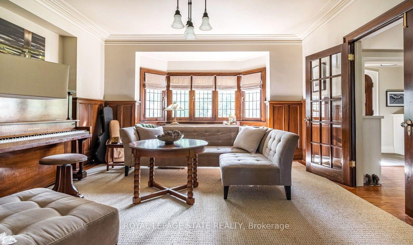 Photo 14 of 2 Oak Knoll Drive, Hamilton, Westdale — HOMEH